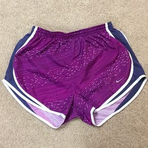 Nike dry fit shorts sz M